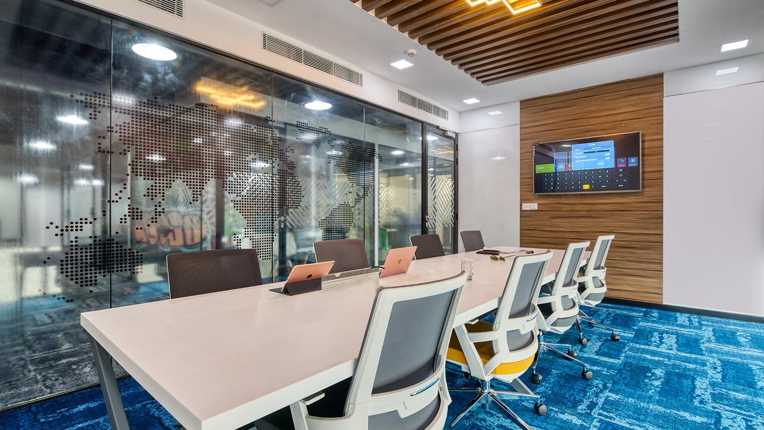 Modern warm colored bar